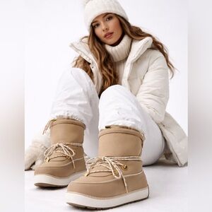 ZARA Water Resistant Snow Boots – Women’s US 9 (EU 39) – New